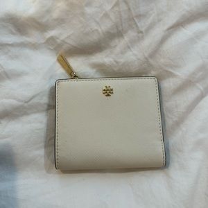Tori Burch wallet